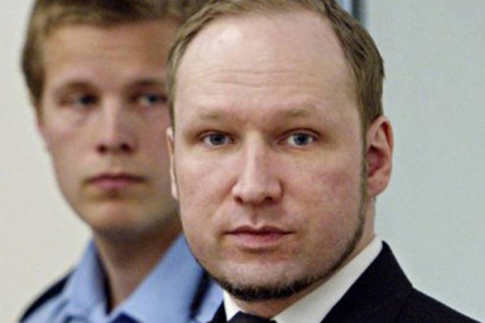 Breivik diz que não apelará se for declarado responsável
