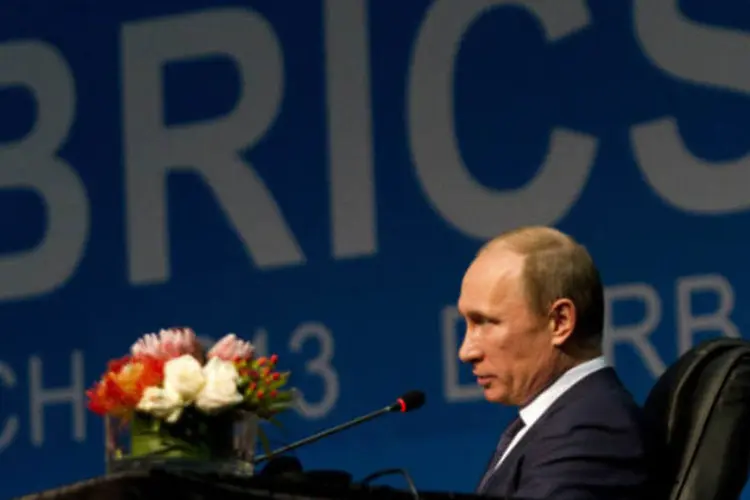 O presidente da Rússia, Vladimir Putin, participa da reunião dos BRICs em Doha, na África do Sul (REUTERS/Rogan Ward)