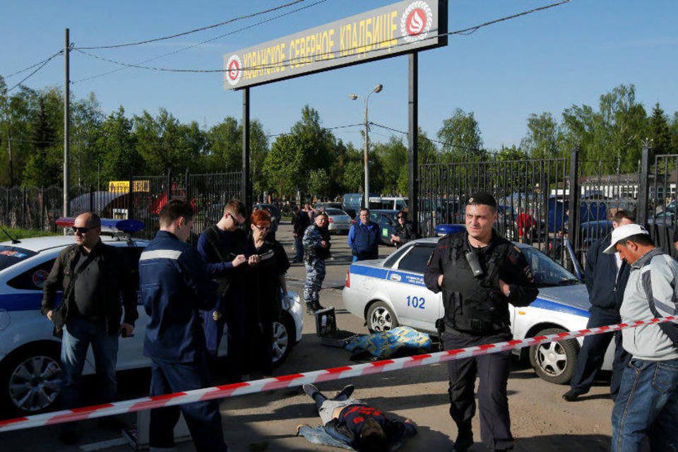 Briga em cemitério em Moscou deixa 3 mortos e 23 feridos