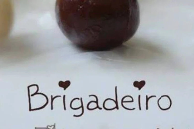 Campanha da Suave Sabor: conceito foi exibir doce pelado, mas ainda assim suculento (Reprodução/Facebook/Suave Sabor Doceria)