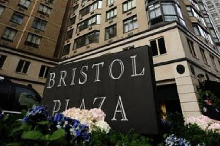 Bristol Plaza, novo lar de Strauss-Kahn a partir desta quarta-feira (AFP  Joseph Eid)