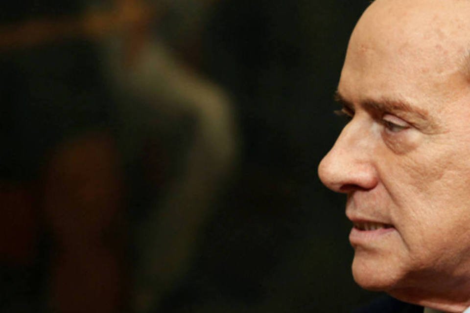 Partido de Berlusconi vai retirar apoio ao governo da Itália