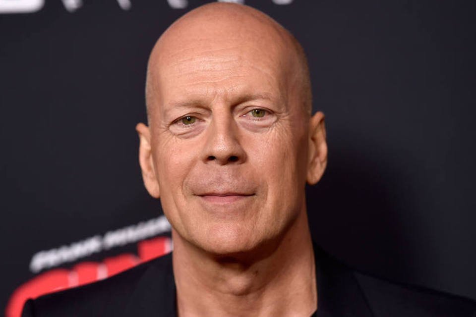 Bruce Willis com afasia: conheça outros famosos que enfrentaram a doença