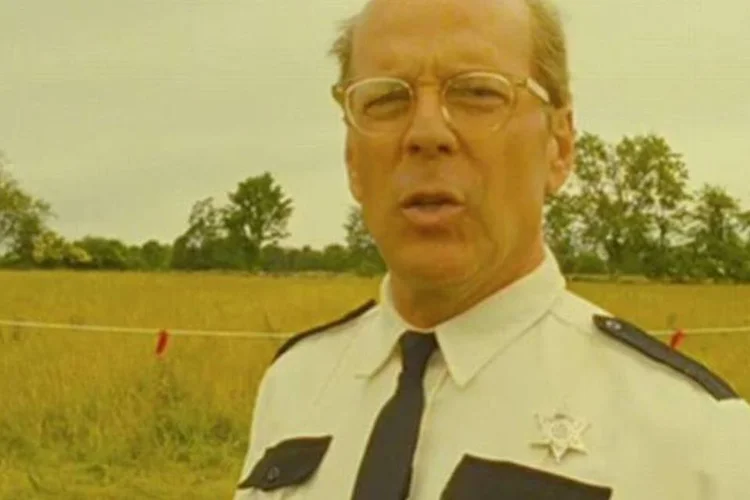 A produção, com roteiro de Anderson e Roman Coppola, tem em seu elenco atores do porte de Edward Norton, Bruce Willis, Bill Murray, Frances MacDormand e Tilda Swinton (Divulgação)
