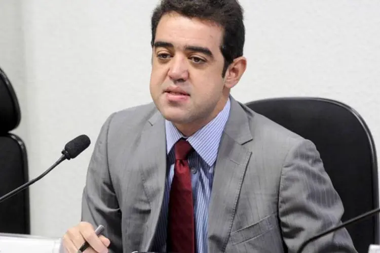 
	Bruno Dantas: o&nbsp;ex-conselheiro do CNJ tem apoio dos principais caciques do PMDB no Senado
 (Pedro França/Agência Senado)