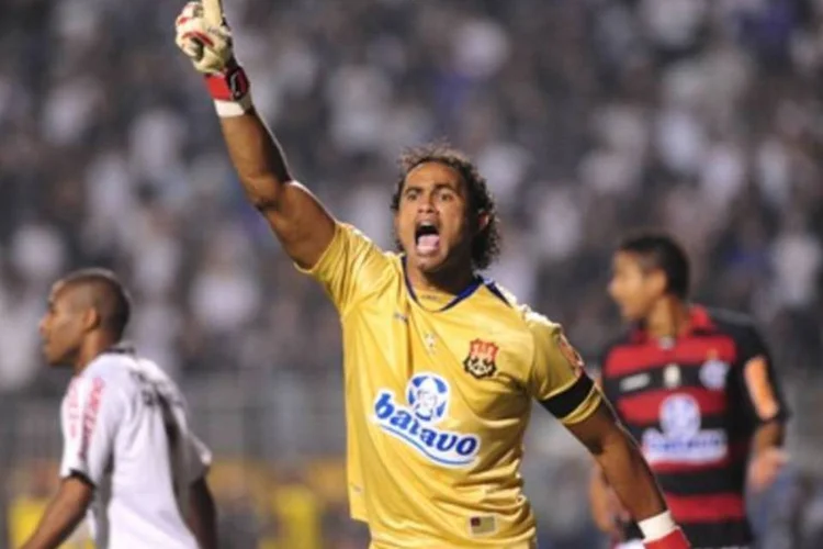 Goleiro é investigado pelo desaparecimento da Ex-namorada, Eliza Samudio (.)