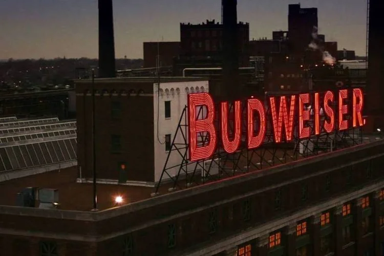 Campanha da Budweiser (Reprodução/Youtube)