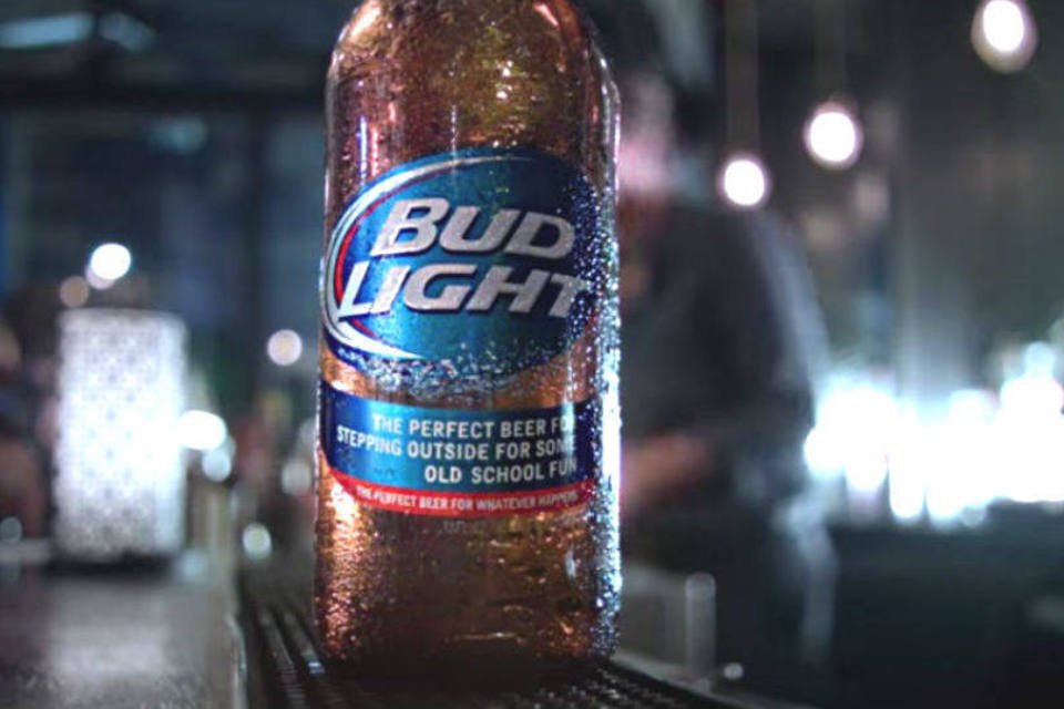 Bud Light é acusada de contribuir com a "cultura do estupro"