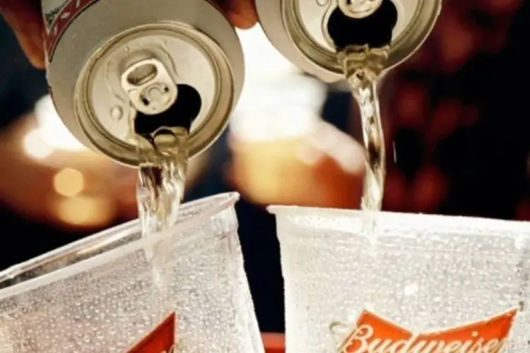 
	Cerveja Budweiser: a empresa disse esperar agora que os volumes no Brasil fique no piso da meta anterior
 (Divulgação)
