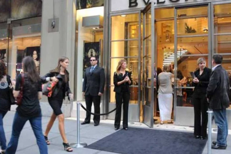 Loja da Bulgari, em Nova York: cerâmica com joias ao invés do ouro (Alli Harvey/Getty Images)