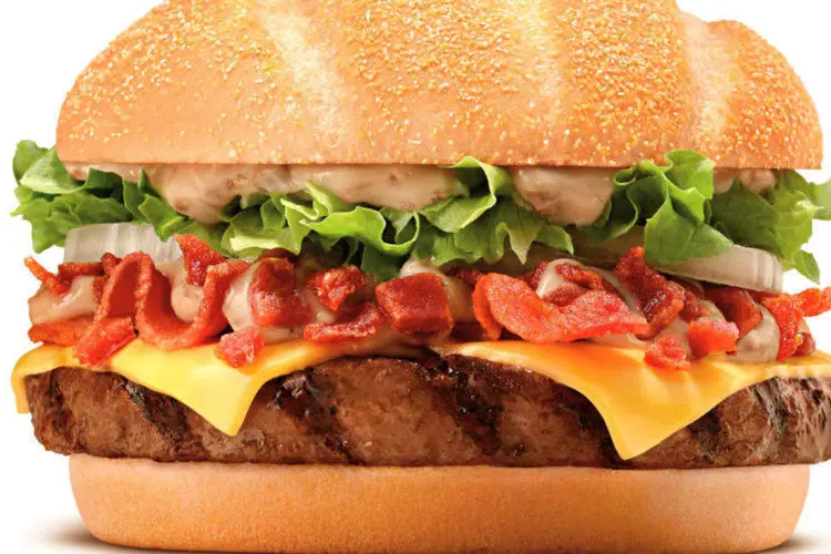 Novo lanche do Burger King no Brasil: muita picanha e muito bacon (Divulgação/Burger King)