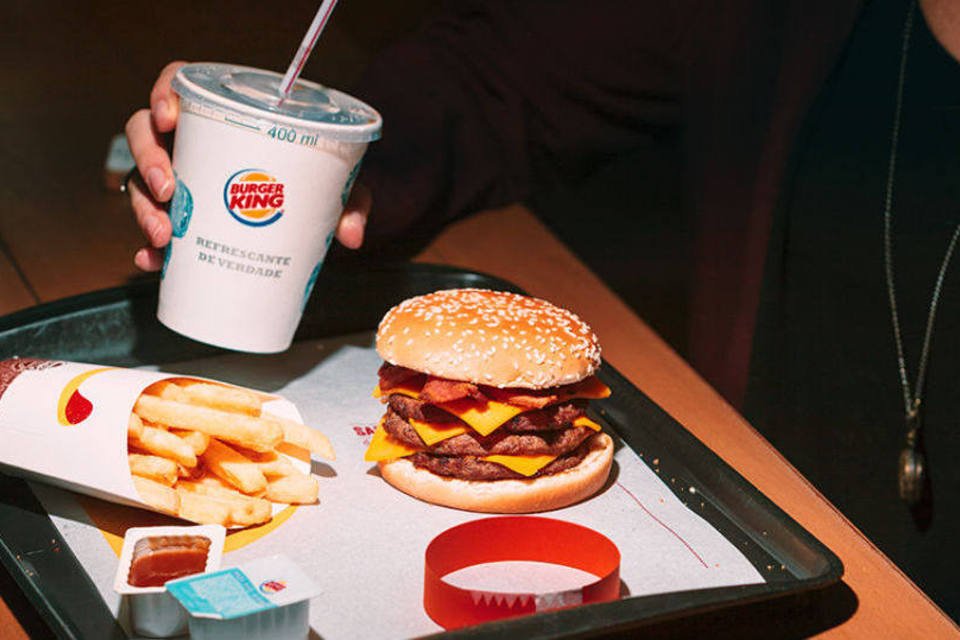 Burger King aceita pedidos via mensagens no Facebook