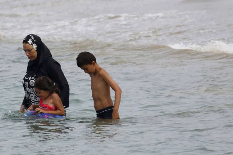 
	Burkini: o Conselho de Estado deve se pronunciar sobre a legalidade dos decretos contr&aacute;rios ao burkini
 (Stringer/Reuters)