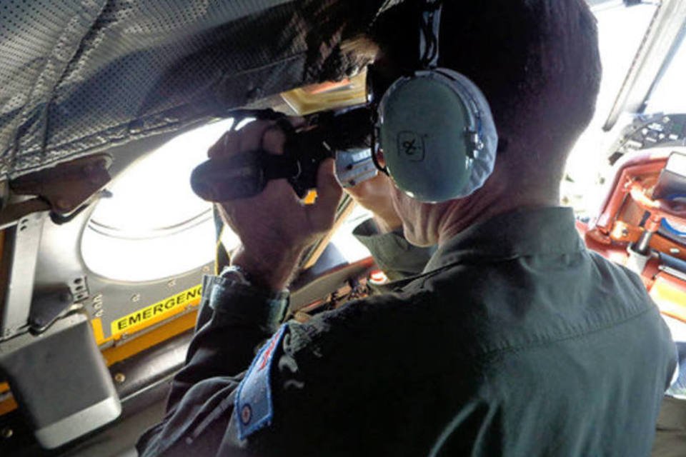 Buscas por avião continuam no sul do Oceano Índico