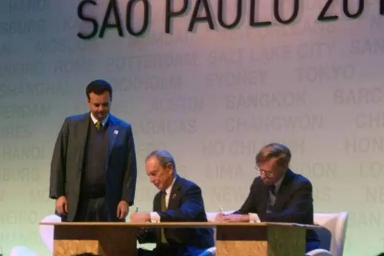 O acordo assinado hoje renova um convênio já existente entre São Paulo e Paris para integração nas áreas social e cultural e que agora avança em temas da sustentabilidade (Vanessa Barbosa)