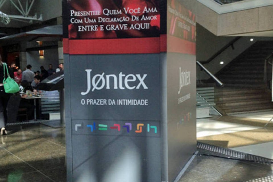 Jontex instala cabines para declarações de amor em São Paulo
