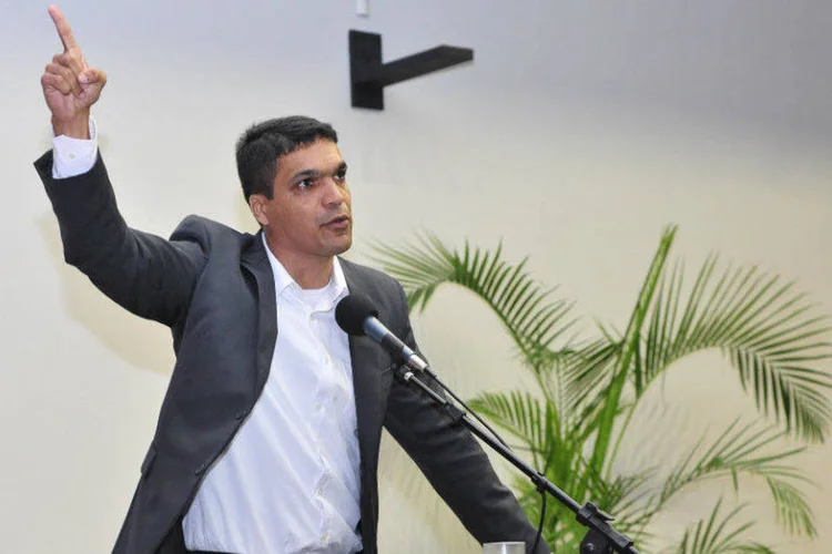 Cabo Daciolo: "o PSOL me perseguiu, desrespeitou a minha liberdade religiosa e não permitiu que eu pudesse discutir as minhas propostas junto ao partido" (Reprodução/Câmara dos Deputados)