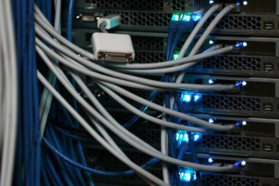 Cabos de internet: nova entidade "será um centro nacional de inteligência contra as ameaças cibernéticas", diz fonte (Michael Bocchieri/AFP)
