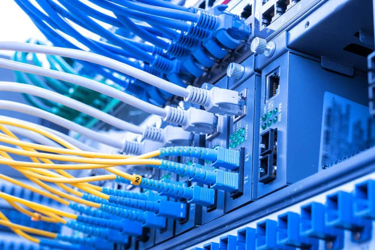 Rede sem fio: o tráfego está cada vez mais pesado devido ao grande número de dispositivos conectados (Thinkstock)