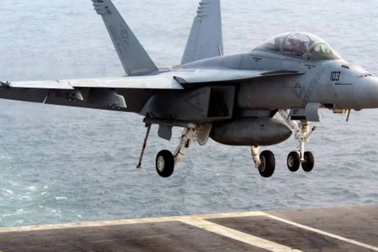 O F-18 da Boeing concorre com o Rafale, da francesa Dassault, e o Gripen, da sueca Saab (Getty Images)