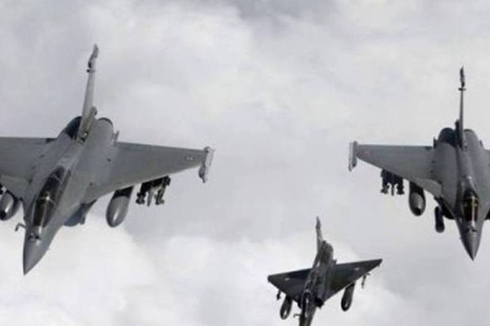 EUA: custo da guerra aérea na Líbia ronda US$ 750 milhões