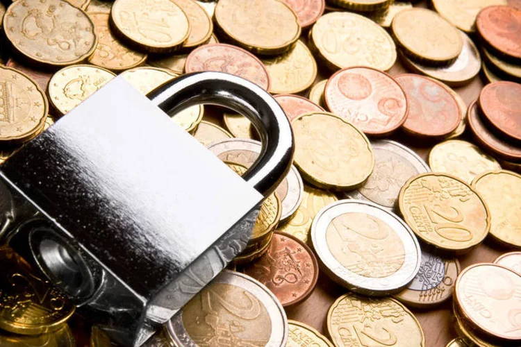 
	Seguran&ccedil;a: Ferramentas da Cetip mostram ao investidor se suas aplica&ccedil;&otilde;es foram registradas pela corretora ou pelo banco
 (Thinkstock/Ossi Lehtonen)