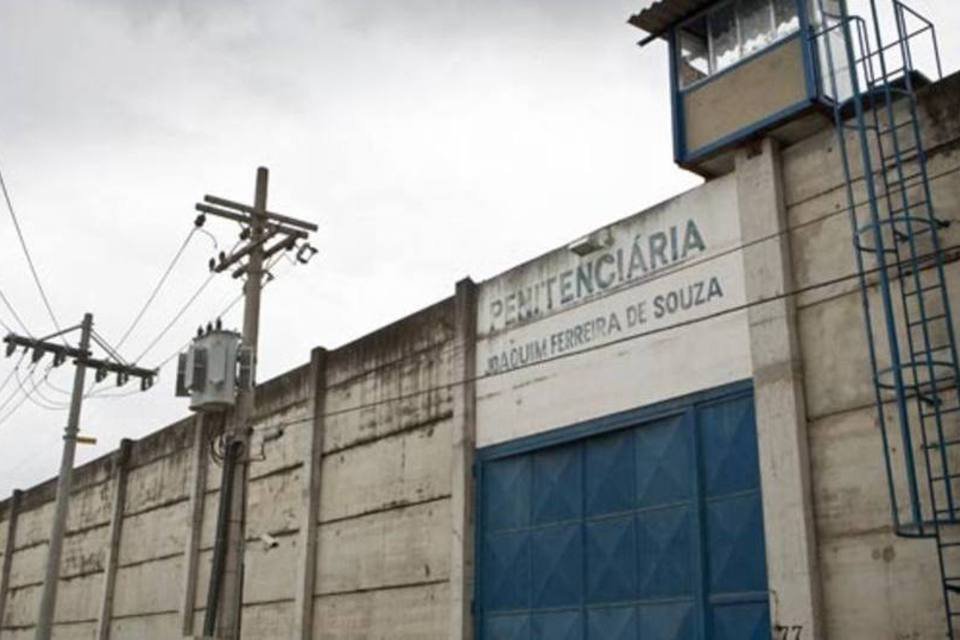 TJ do Rio aprova restrição a presença de presos em fóruns