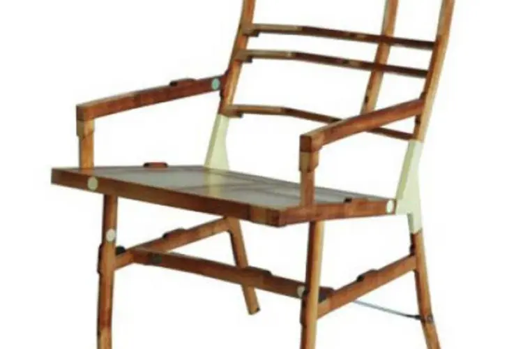 Cadeira pesa três quilos e sua estrutura foi inspirada em solo de Arthur Tatum (Divulgação)