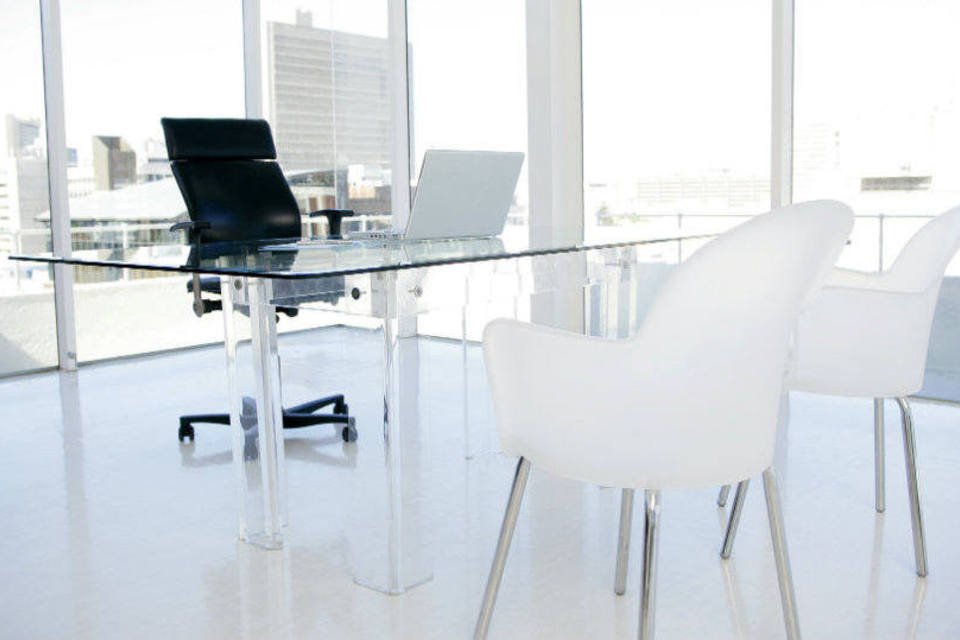 Cadeira em escritório, vazia (Goodshoot/Thinkstock/Reprodução)