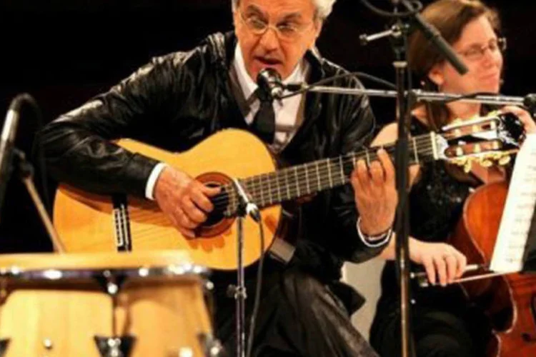Caetano Veloso: durante sua carreira, o artista gravou quase 50 álbuns, publicou quatro livros e dirigiu um filme (Kevin Winter/Getty Images/AFP/Getty Images)