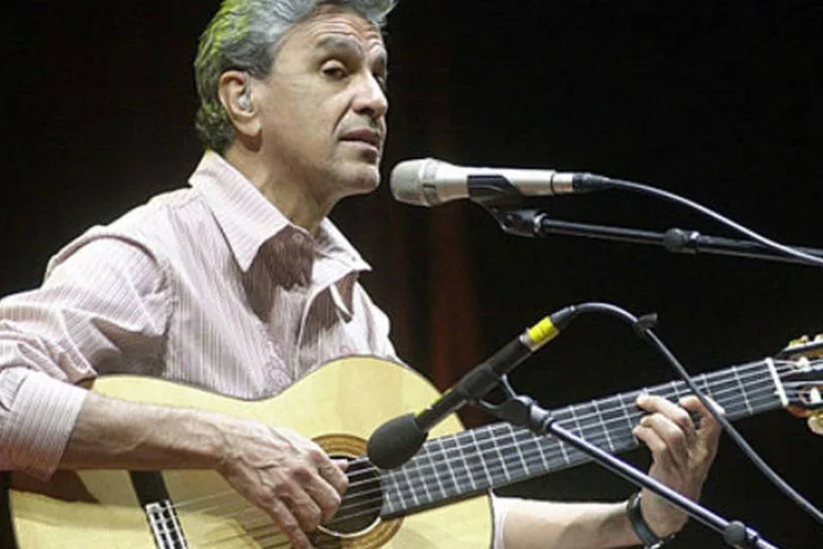 Nas categorias especiais de música brasileira, Djavan, Milton Nascimento, Mônica Salmaso, Caetano (foto) & Maria Gadú disputam o Grammy de melhor álbum de MPB (Wikipedia)