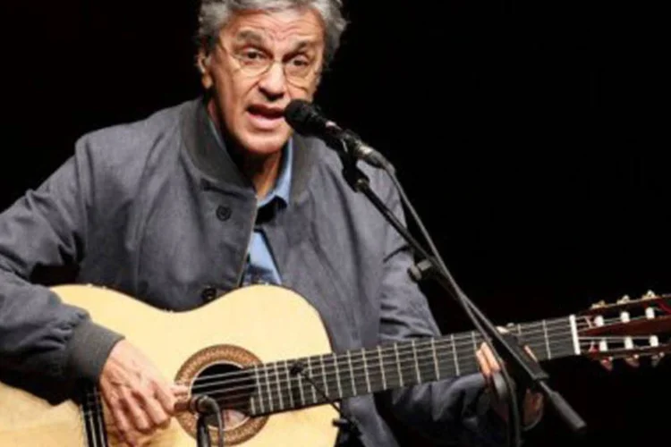 O cantor e compositor, Caetano Veloso: ao longo de sua carreira, Caetano já gravou mais de 40 álbuns (©AFP / Ari Versiani)