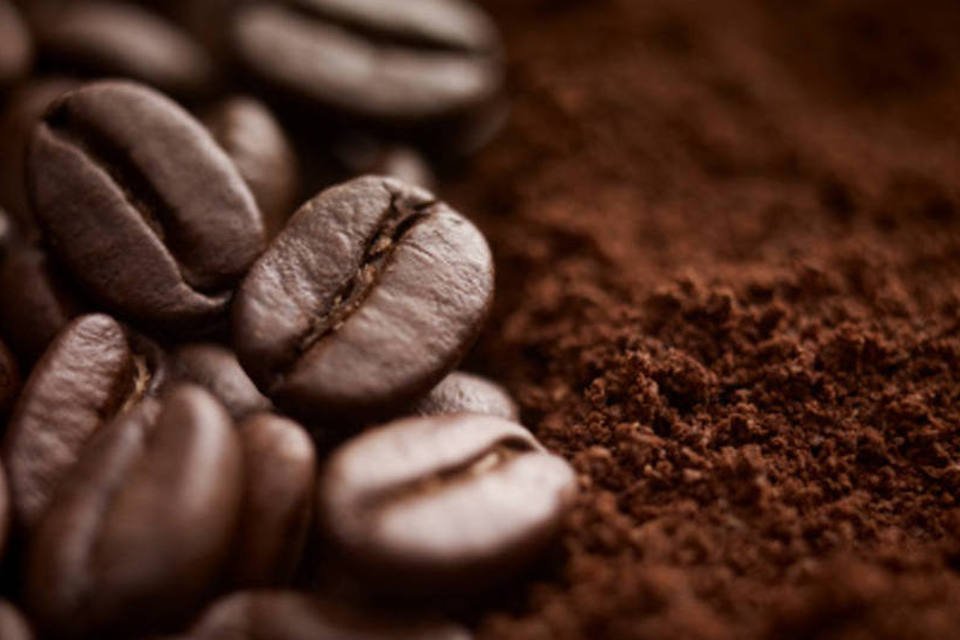 Conab vê queda de 7,7% na safra de café do Brasil em 2014
