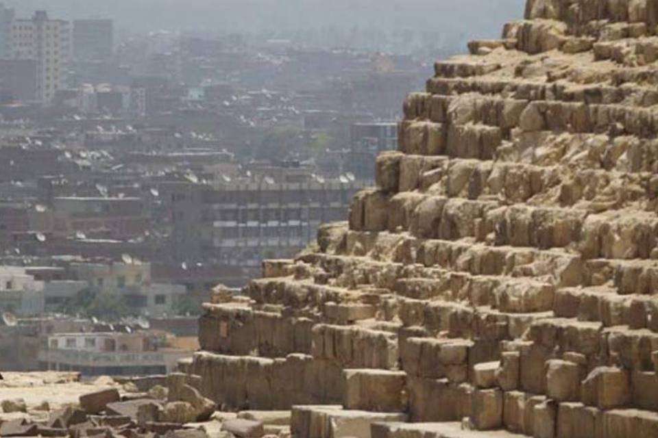 Ramsés 3o teve garganta cortada por assassino, diz estudo