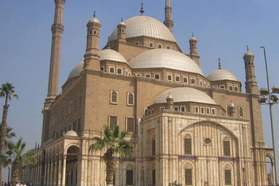 Ataque contra boate deixa ao menos 12 mortos no Egito