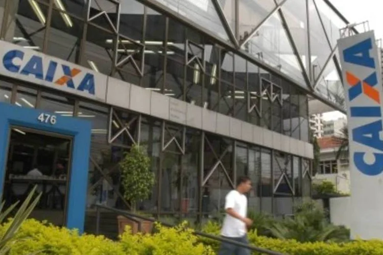 Agência da Caixa: o banco elevou a provisão de recursos no seu balanço contra o risco de calote no primeiro semestre (.)