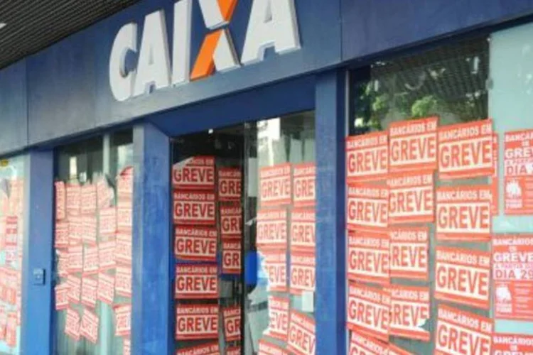 
	Ag&ecirc;ncia em greve: sem acordo sobre a campanha salarial da categoria, o an&uacute;ncio da greve &eacute; usado como forma de pressionar a Fenaban
