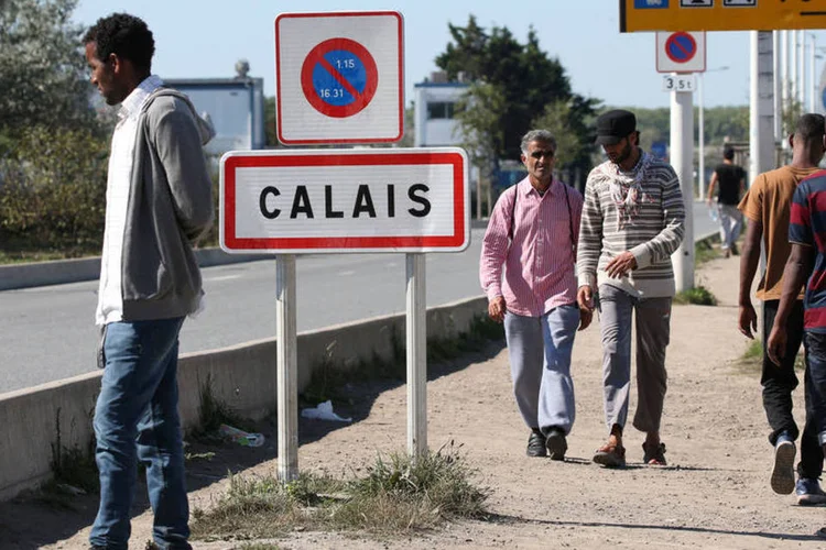 Calais: acampamento tem cerca de 8 mil migrantes (Charles Platiau/Reuters)