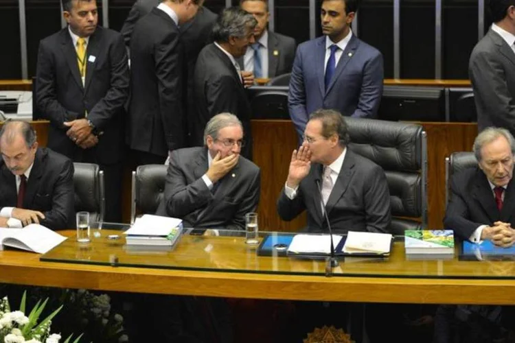 
	Renan Calheiros e Eduardo Cunha: os dois ser&atilde;o investigados por suposto envolvimento no esquema de corrup&ccedil;&atilde;o da Petrobras
 (Fabio Rodrigues Pozzebom/Agência Brasil)