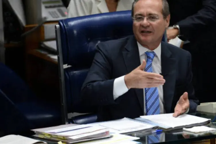 
	O presdiente do Senado, Renan Calheiros (PMDB-AL): o Senado tem que votar a MP 595 at&eacute; a meia-noite, para que ela n&atilde;o perca a validade.
 (Fabio Rodrigues Pozzebom/ABr)