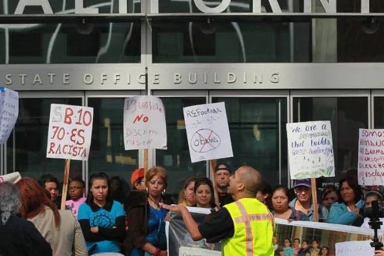 Imigrantes protestam nos EUA: 15 milhões de pessoas estarão no sorteio de 2012 (Justin Sullivan/Getty Images)