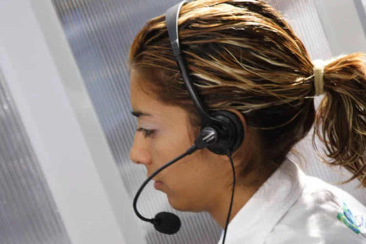 É essencial definir processos para não deixar o cliente pendurado na linha (Carlos Chavez/Stock.xchng)