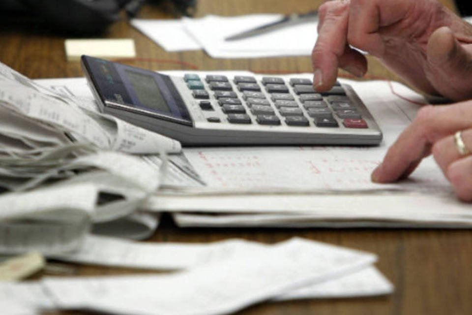 Consumidor deve guardar recibos dos pagamentos feitos no ano