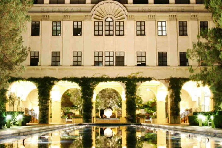 
	California Institute of Technology: a universidade &eacute; a melhor do mundo segundo a revista THE
 (Canon.vs.nikon/Wikimedia Commons)