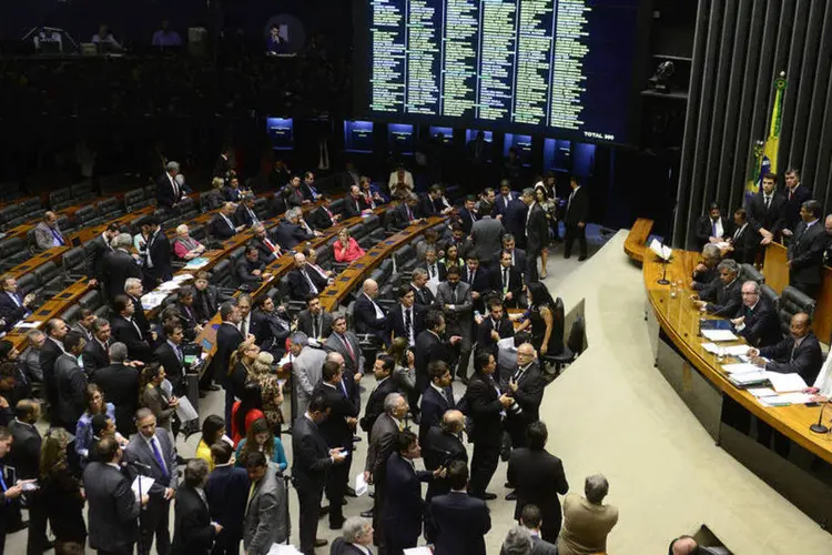 
	C&acirc;mara dos Deputados: instala&ccedil;&atilde;o das comiss&otilde;es foi atrasada em um m&ecirc;s porque Eduardo Cunha apresentou quest&atilde;o de ordem ao STF no in&iacute;cio do ano.
 (Gustavo Lima / Câmara dos Deputados)