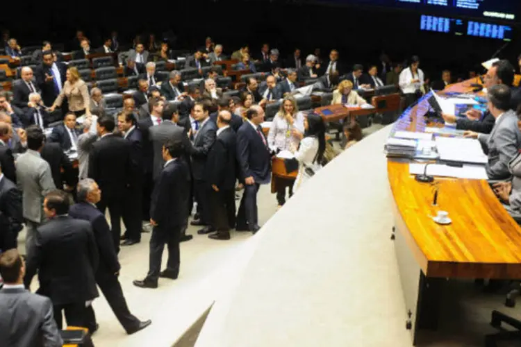 
	Plen&aacute;rio da C&acirc;mara dos Deputados: no teste do baf&ocirc;metro feito com o motorista foi constatado o n&iacute;vel 0,62 mg/litro, sendo o&nbsp;m&aacute;ximo permitido pela lei 0,33 mg/litro
 (Gustavo Lima/Câmara dos Deputados)