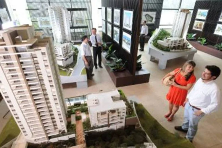 Estande da Camargo Côrrea: Construtura oferece vagas para recém-formados em projetos no exterior (.)