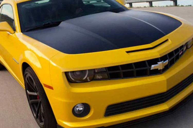 Apesar dos novos equipamentos, o Camaro 2013 chega às revendas pelo mesmo valor do modelo anterior (Divulgação)