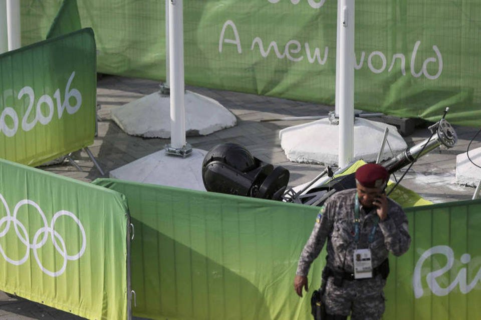 Queda de câmera deixa sete feridos no Parque Olímpico