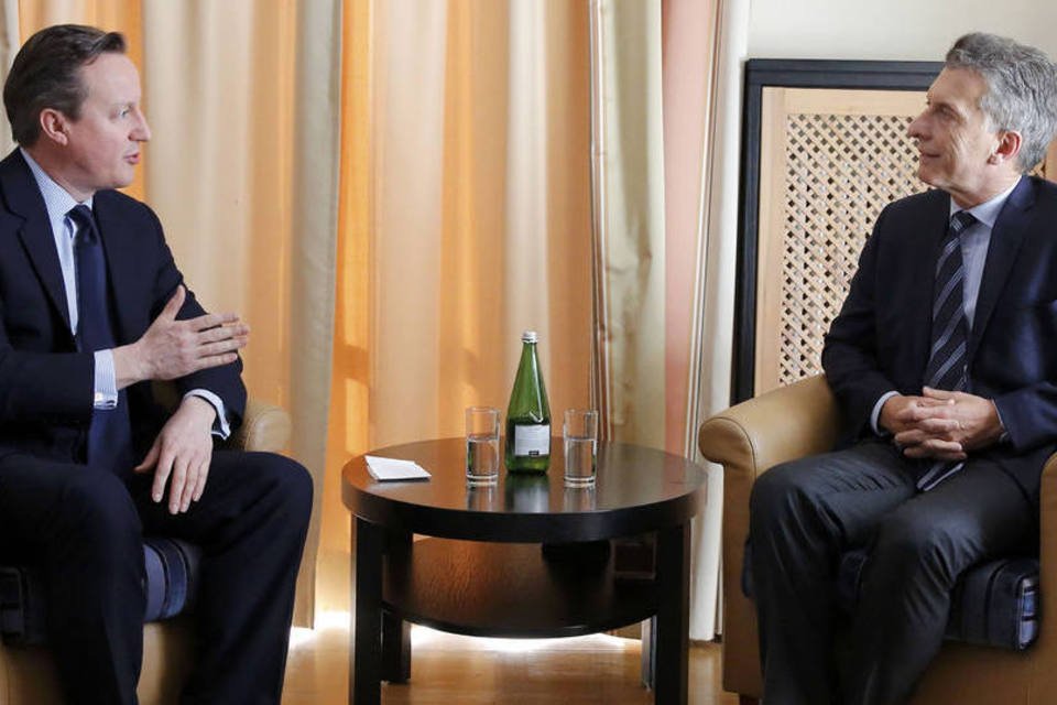 Cameron e Macri acreditam em novo capítulo entre os países